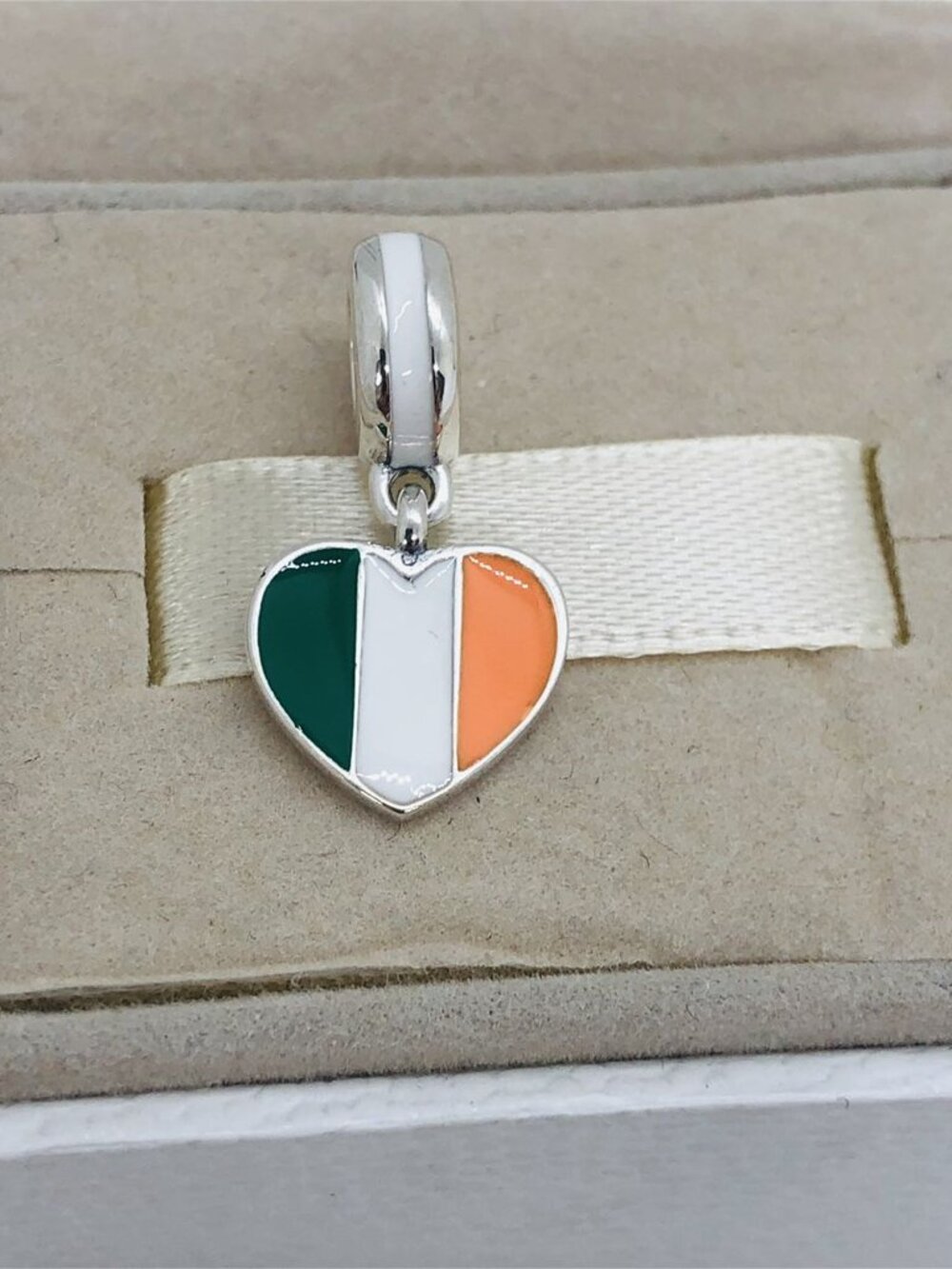 ✨🔥Pandora Ireland Flag Charm